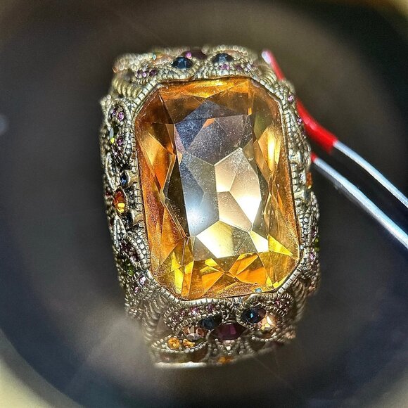 Stunning Heidi Daus Citrine Colored Statement Cuff - Picture 3 of 9